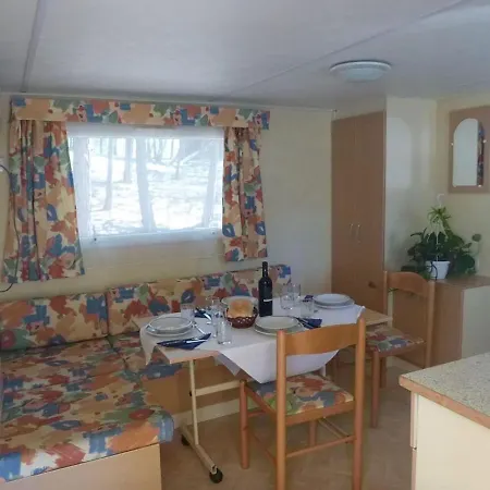 Inviting Mobile Home In Sorso With Shared Pool בית נופש *
